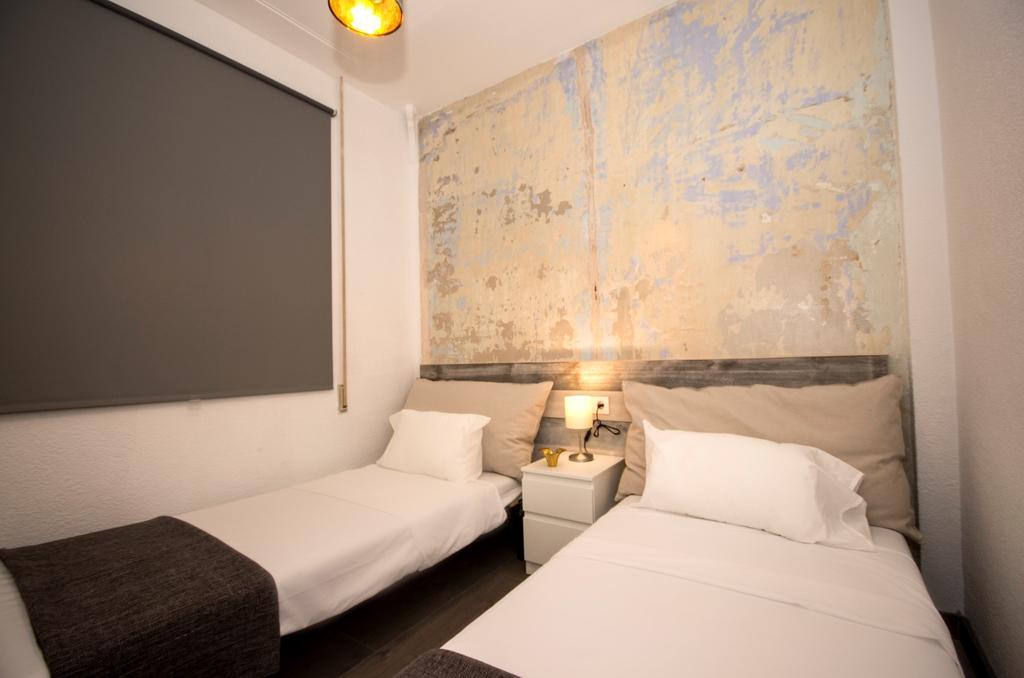The Art Boutique Colon Apartment Valencia Exterior photo