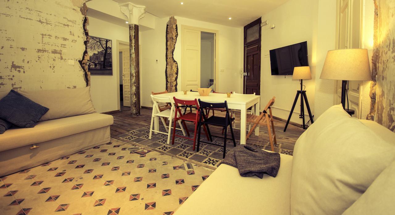 The Art Boutique Colon Apartment Valencia Exterior photo