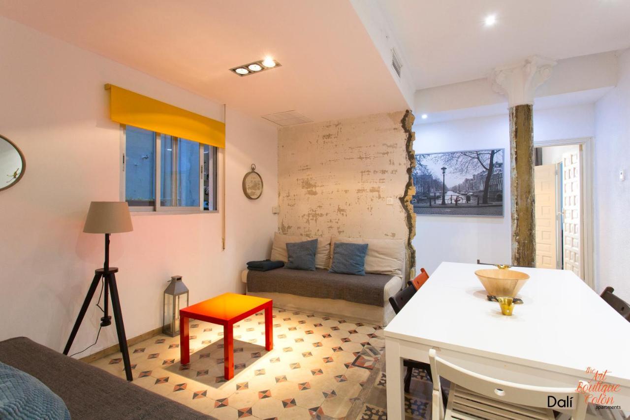 The Art Boutique Colon Apartment Valencia Exterior photo